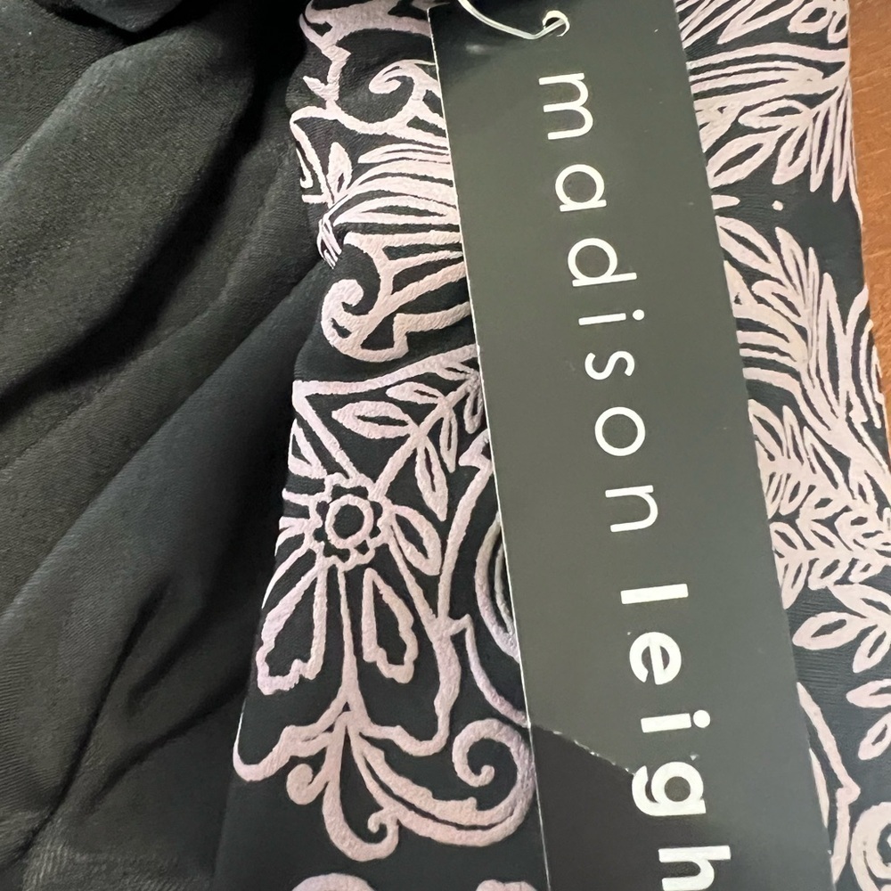Madison Leigh Black with Lavender embossed design size 16 NWT - Picture 10 of 11